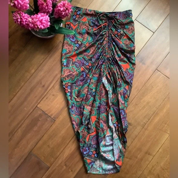 VERONICA BEARD Ruched Skirt - Picture 4 of 10